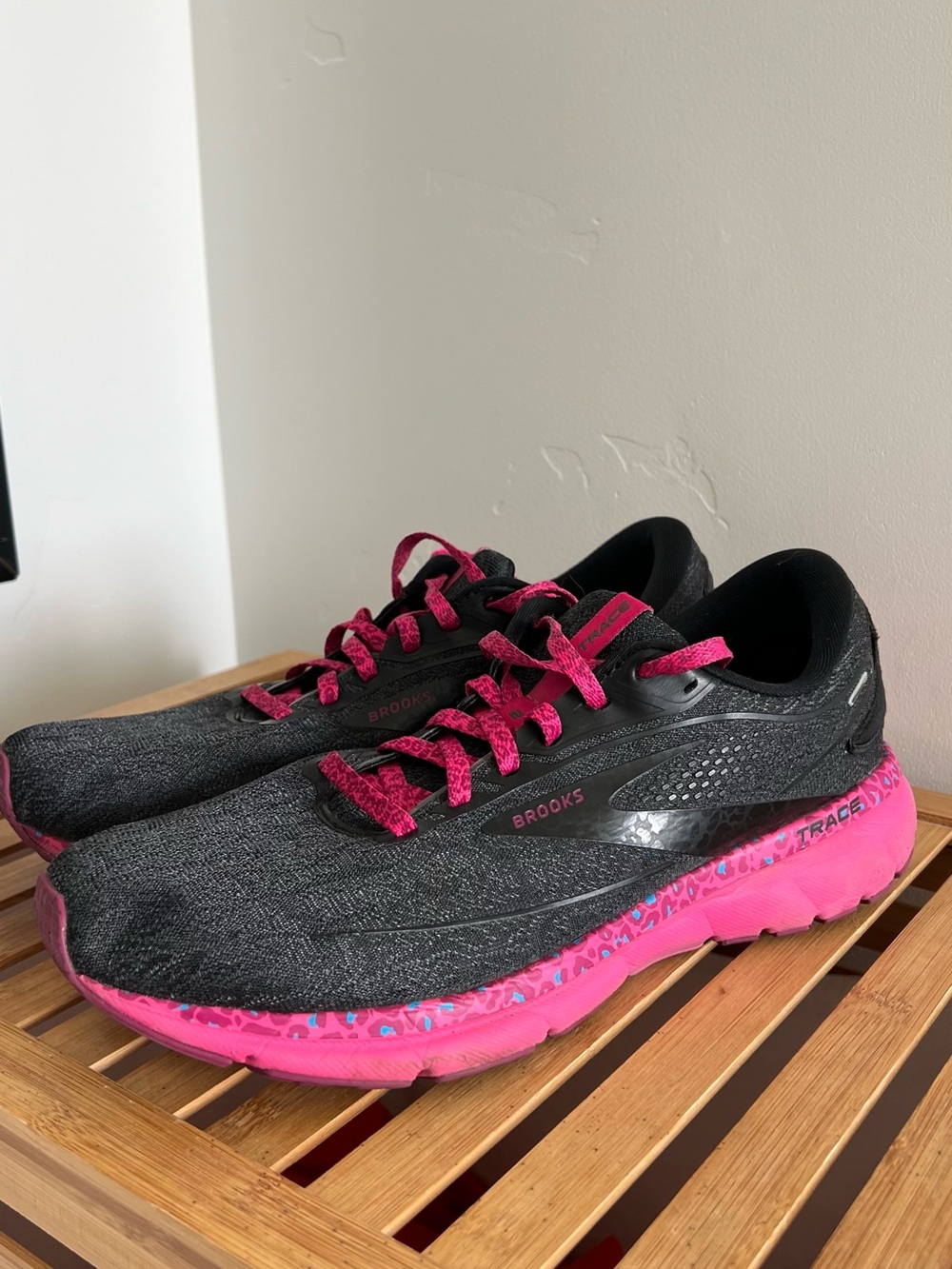 Brooks Trace 2 'Leopard - Magenta' women's neutral running shoes, size 12